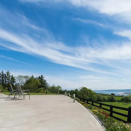 ベッド・アンド・ブレックファスト On The Rocks グリーンキャッスル