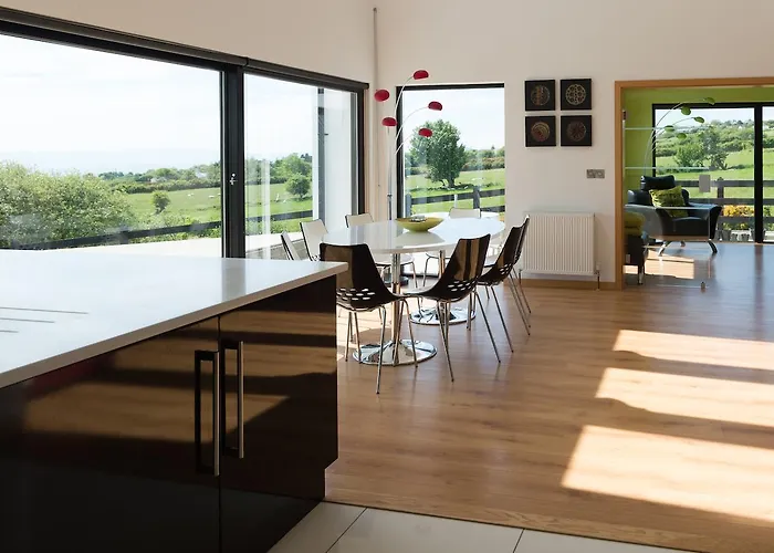 On The Rocks ベッド・アンド・ブレックファスト グリーンキャッスル