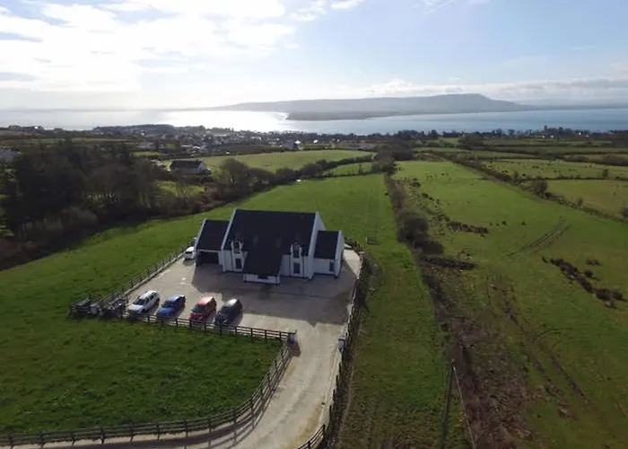 On The Rocks Bed & Breakfast 3*